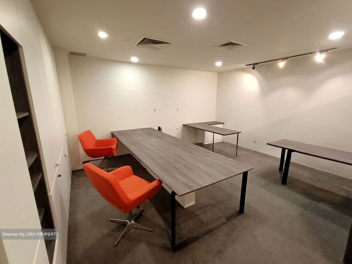 Parklane Shopping Mall (D7), Office #625423501